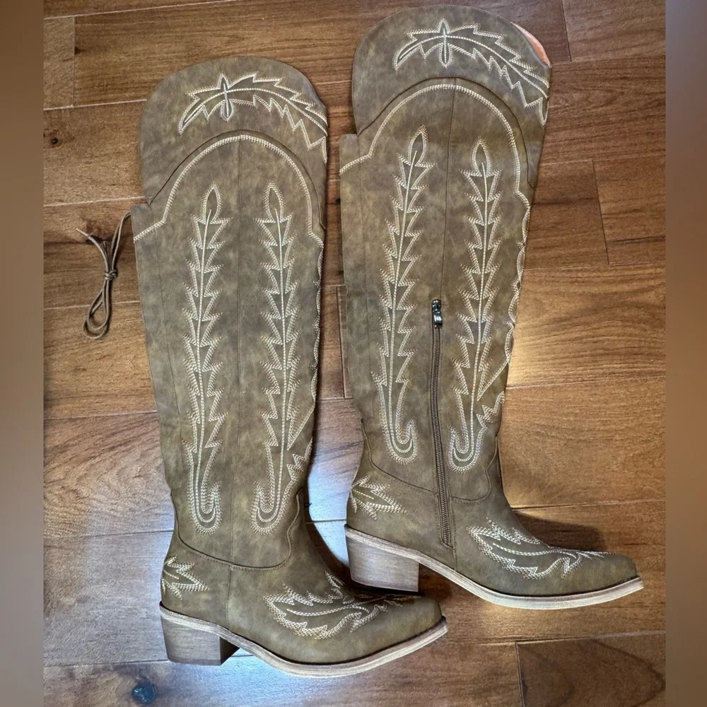 NIB Thigh High Brown Embroidered Cowboy Boots - Picture 1 of 15